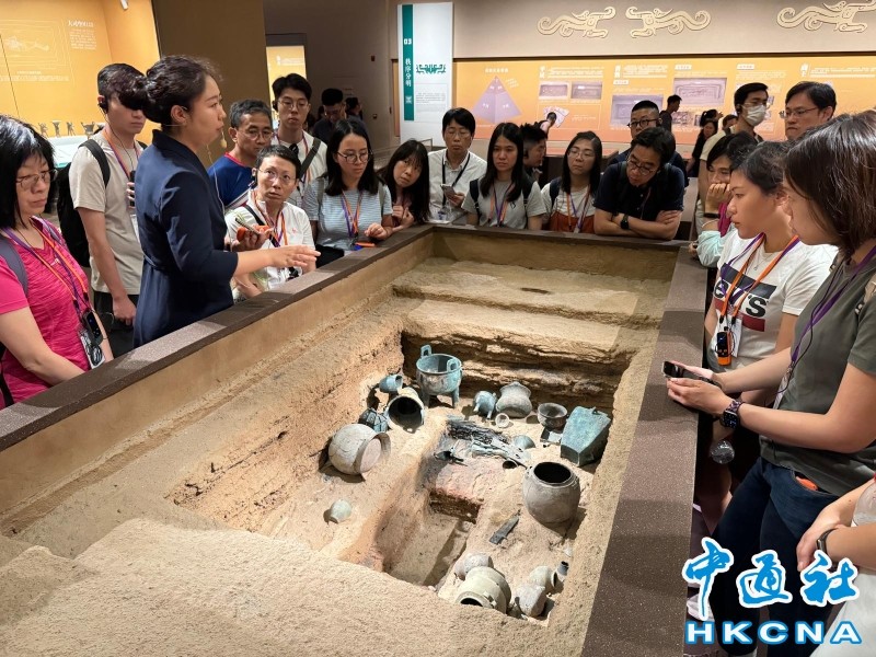 从课本走到现场：香港教师组团访豫探夏商周文明(图1)