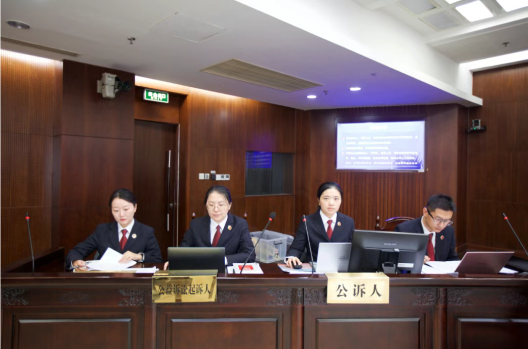 涉案金额超6.8亿元,30余万条跨境订单被篡改套用,这起骗购换汇大案判了!(图1) 涉案金额超6.8亿元,30余万条跨境订单被篡改套用,这起骗购换汇大案判了!(图1)