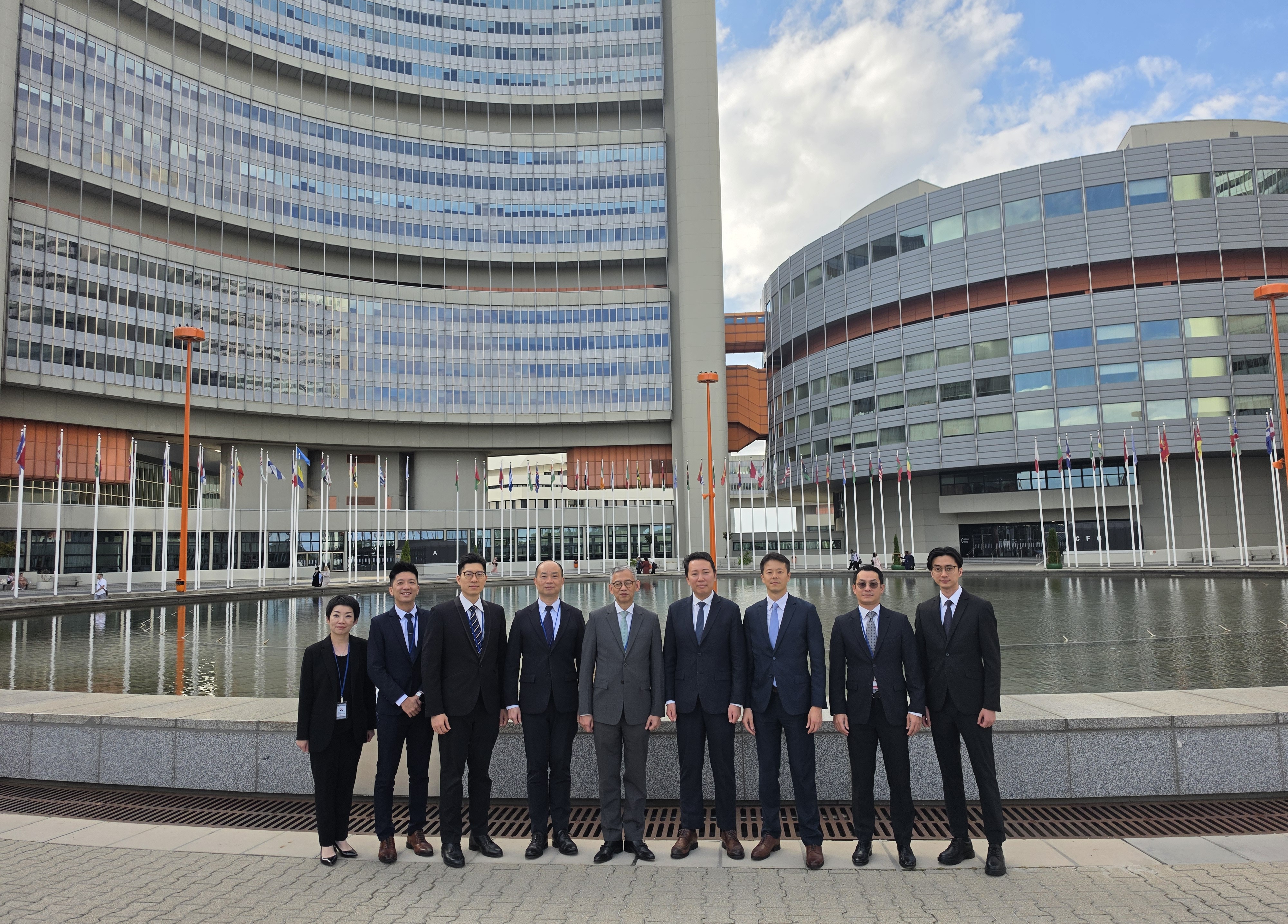 胡英明于维也纳会晤毒罪办新任领导 在联合国反贪会议首次介绍廉