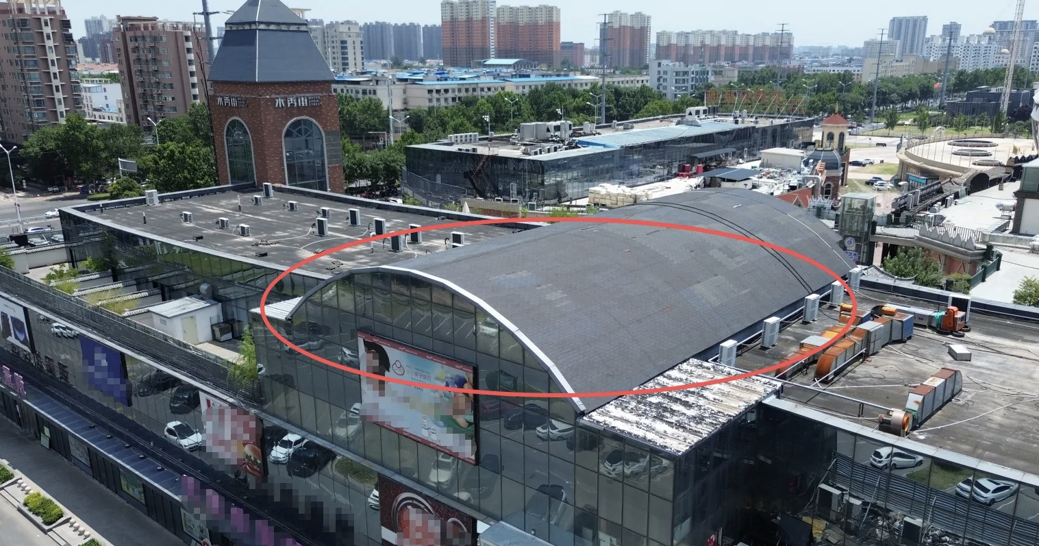 河南濮阳繁华商圈 864㎡违建屹立不倒,一纸临时许可拷问城市治理公平(图1) /uploads/user/41/allimg/20260707/41-260FF9242M30.jpg