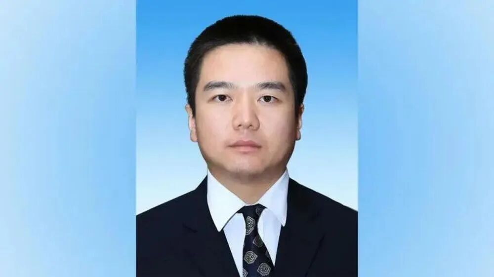 渎家视角|最会给资本立规矩的县长落马:对外死守公利,为何管不住自己的私心?(图1) /uploads/user/41/allimg/20260717/41-260GG05204315.jpg